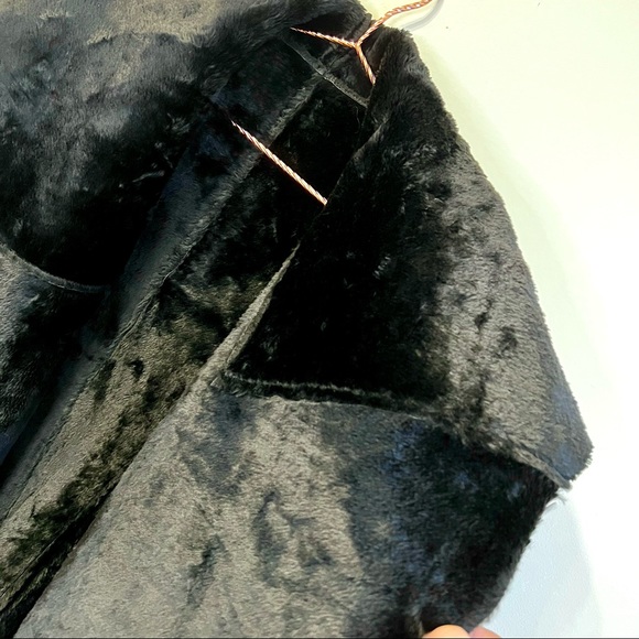 VEGAN LEATHER JACKET - Picture 4 of 8